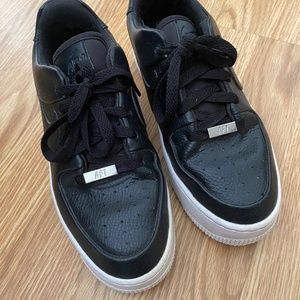 AF1 Platform Sneakers